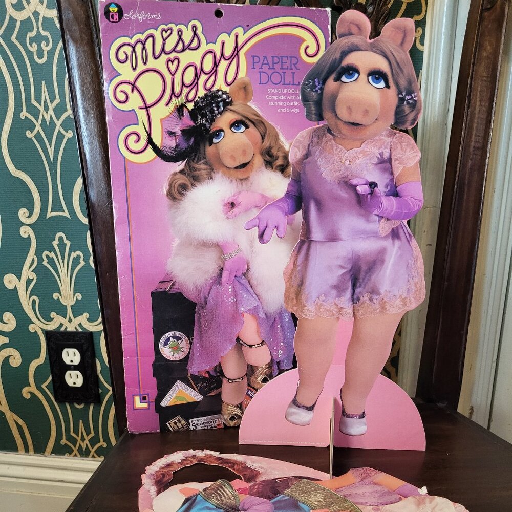 Vintage Colorforms Miss Piggy paper doll with outfits
